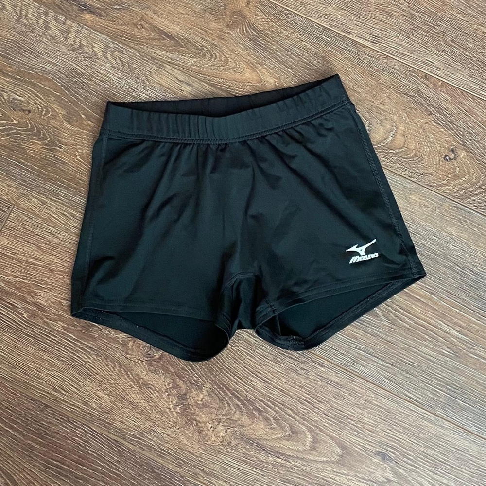 Women’s black DryLite Mizuno spandex